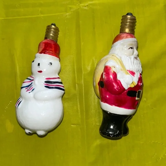 Vintage Milk Glass Santa Snowman Lightbulbs - Picture 1 of 6